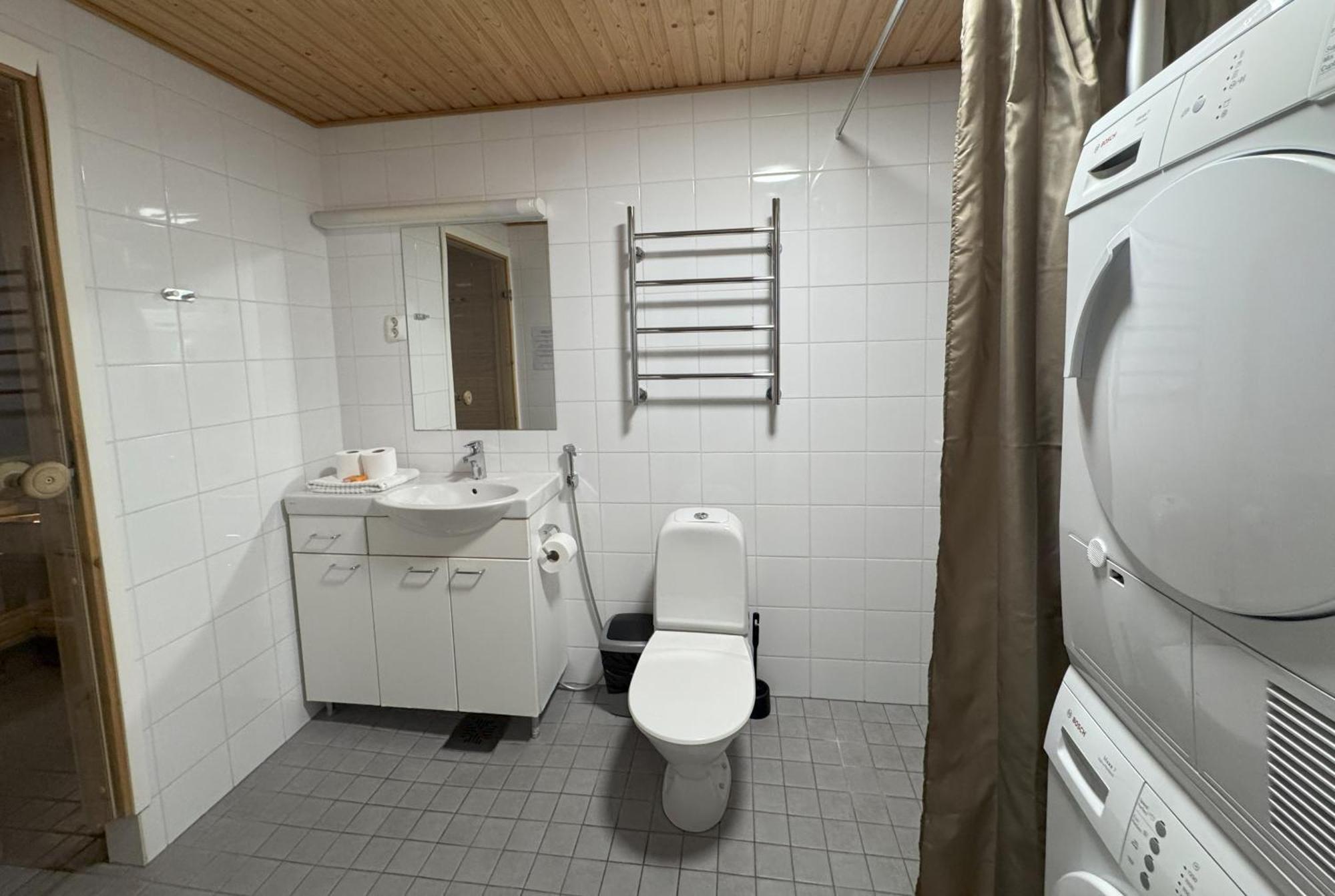 Gella Canalside Apartments With Sauna And Balcony In Address Saukonpaadenranta 4 Гельсінкі Екстер'єр фото