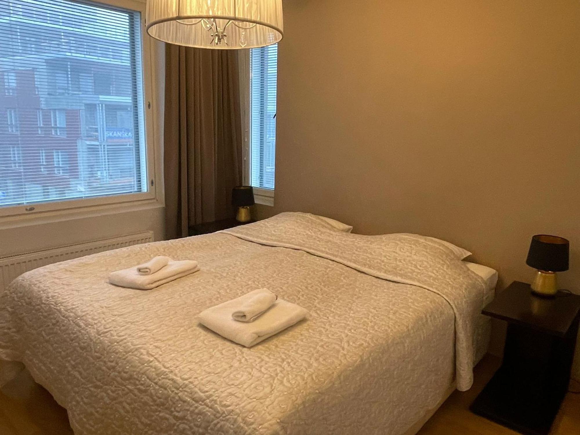 Gella Canalside Apartments With Sauna And Balcony In Address Saukonpaadenranta 4 Гельсінкі Екстер'єр фото